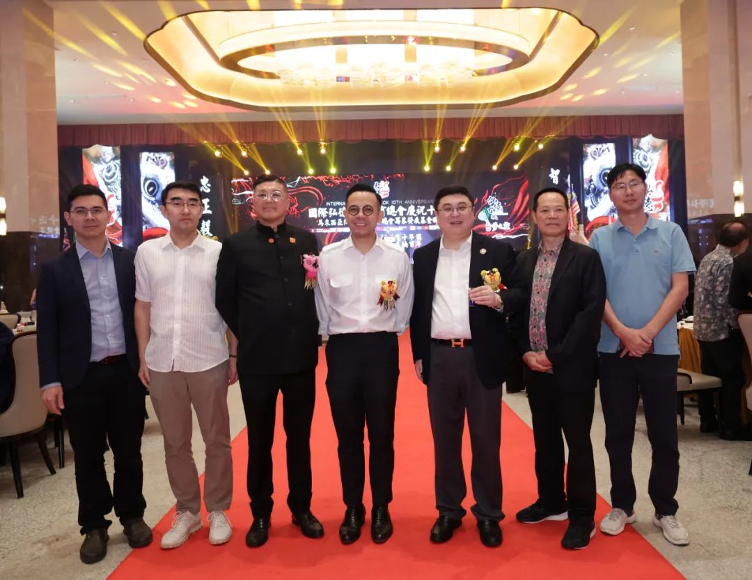 马来西亚江苏总商会出席弘德龙狮体育总会十周年庆典暨筹募晚宴